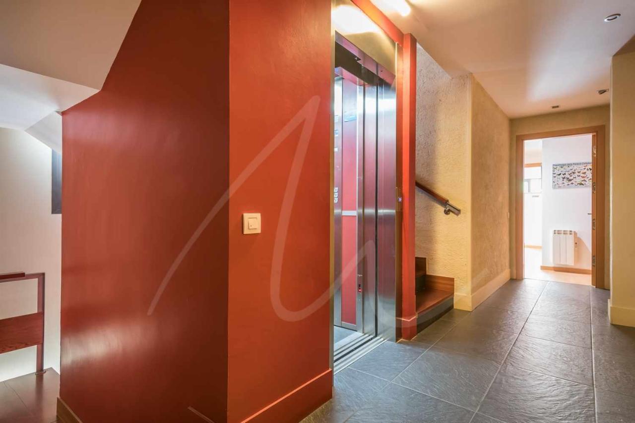 Aneu By Seamount Rentals Valencia D'Aneu Exterior photo